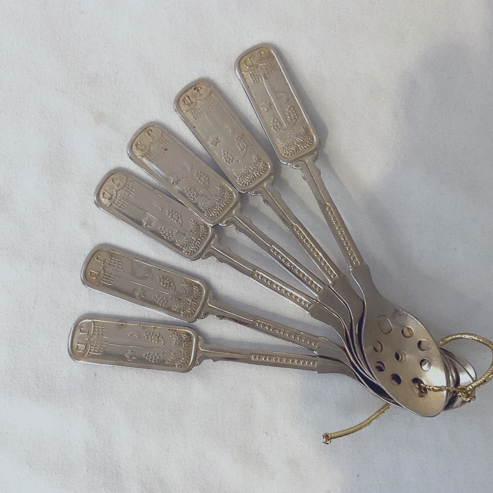 Vintage Set of 6 Gold Plated Olive Spoons